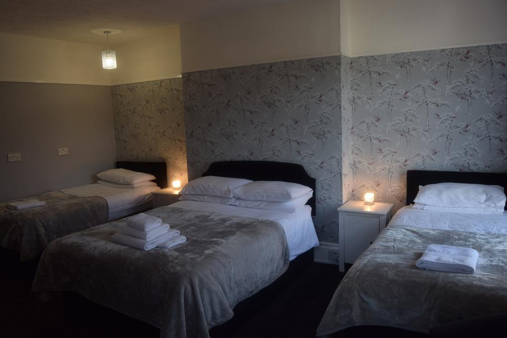 Bed and Breakfast The Blenheim Dawlish Esterno foto