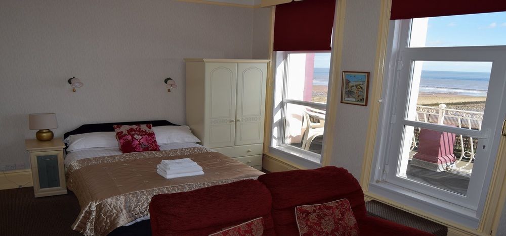 Bed and Breakfast The Blenheim Dawlish Esterno foto