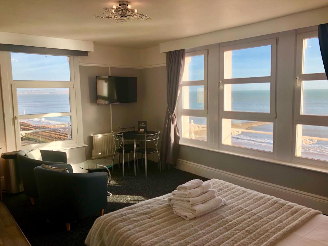 Bed and Breakfast The Blenheim Dawlish Esterno foto